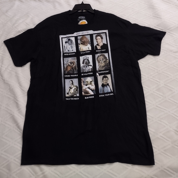 T shirt Disney STAR WARS in excellent condition never used very nice
